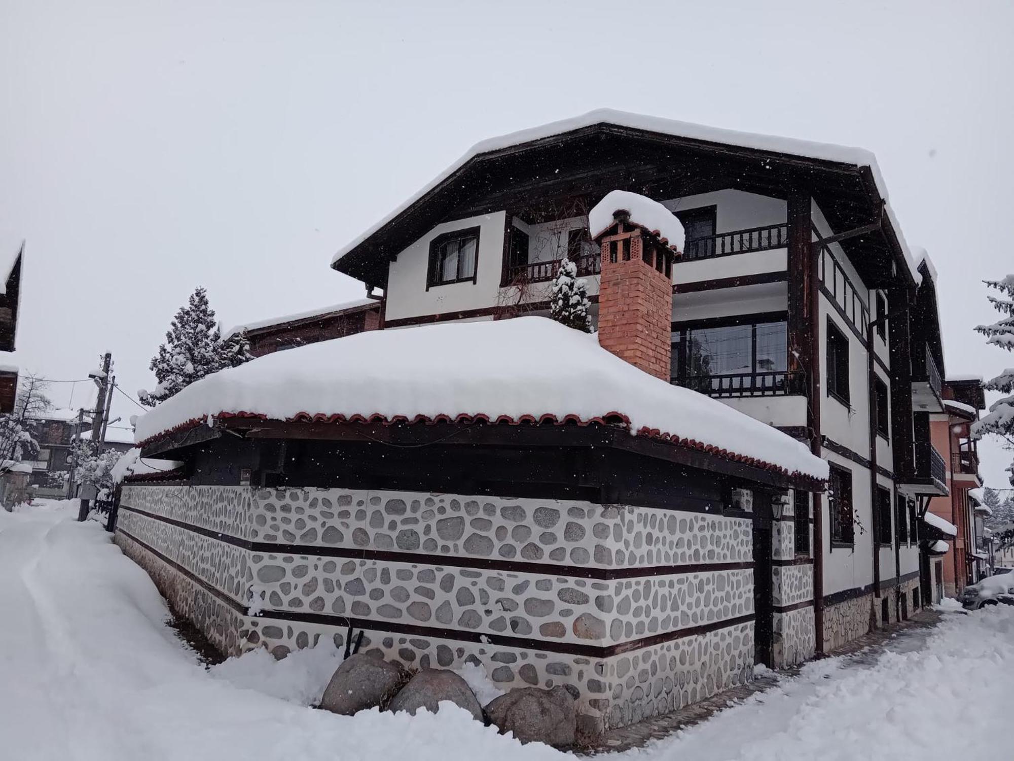 Къща За Гости Типик Bansko Zewnętrze zdjęcie