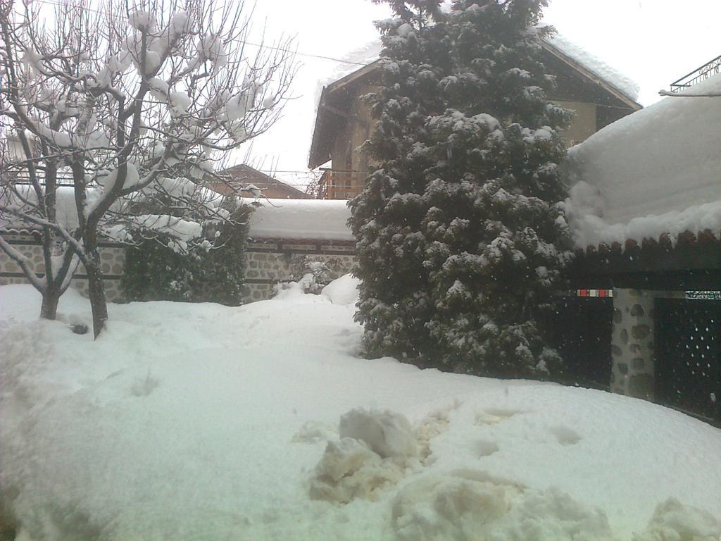 Къща За Гости Типик Bansko Zewnętrze zdjęcie